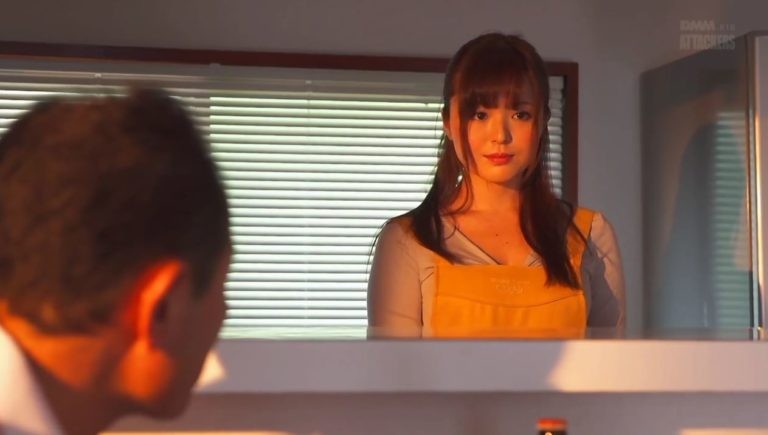 adn-039-su-tra-on-cua-co-hoc-tro-ngay-do-voi-thay-giao-cu