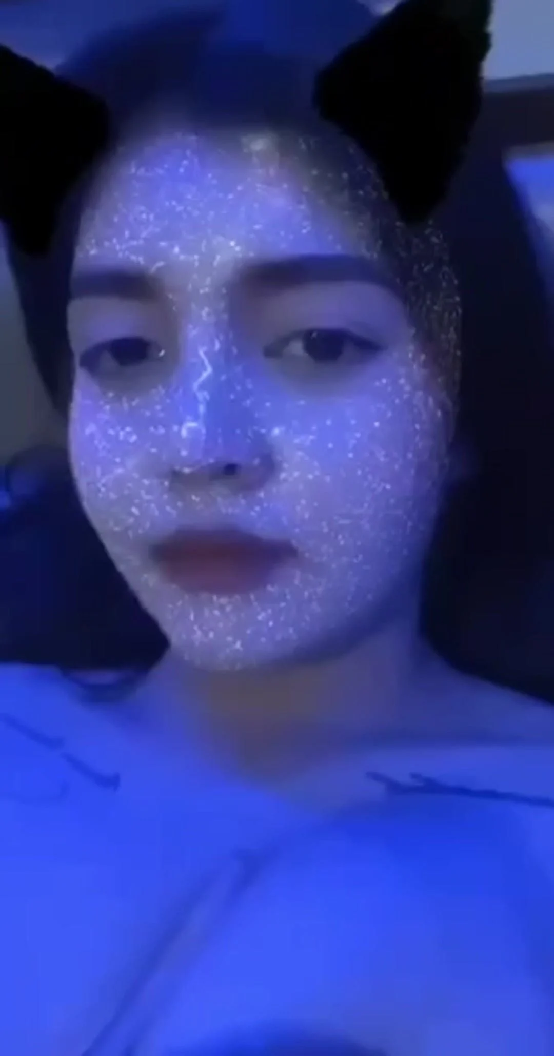 sinh-vien-vu-to-xinh-xan-duoc-anh-bon-cu-tan-mom-de-bu